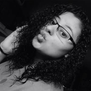 Meet your Posher, Michaela